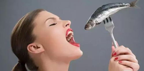 吃魚當心魚刺