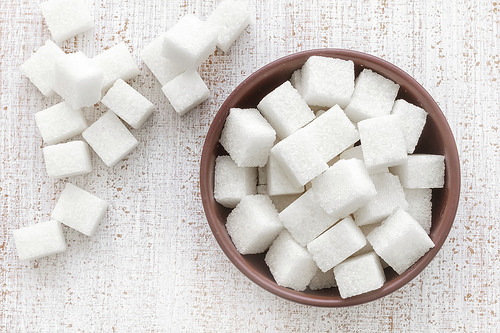糖竟會消耗體內B群，讓你慢性發炎！5種食物幫你擺脫它