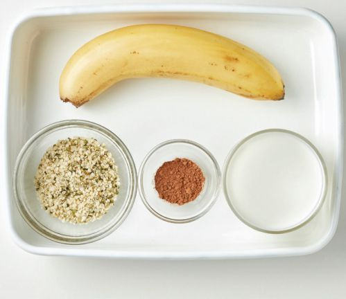 減肥菜單早餐：大麻籽香蕉牛奶
