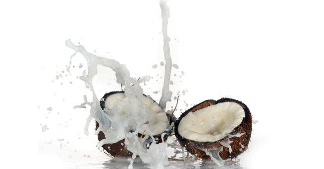 超模米蘭達可兒離不開的美容聖品：椰子油