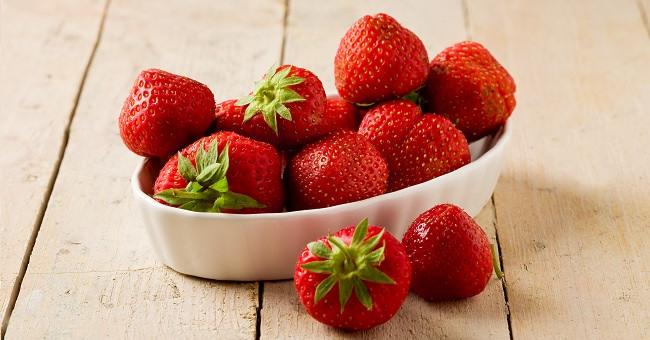 完整的草莓比切片草莓多出8％~12％的維生素Ｃ