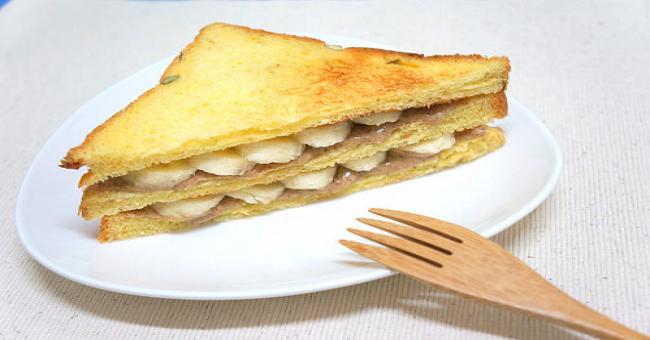【3步驟健康吃早餐】香蕉堅果三明治