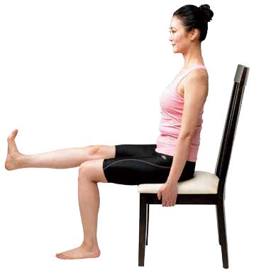 伸展膝蓋肌肉體操：慢慢地伸展單邊膝蓋