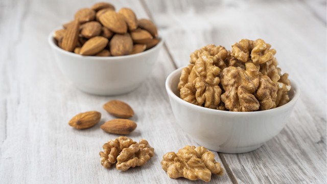 食物之中容易取得與方便即食的堅果,內涵豐富維生素E,更是人體攝取的重要來源。