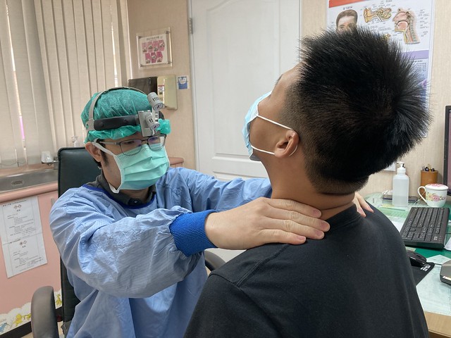 醫師看診示意圖，非文中病人