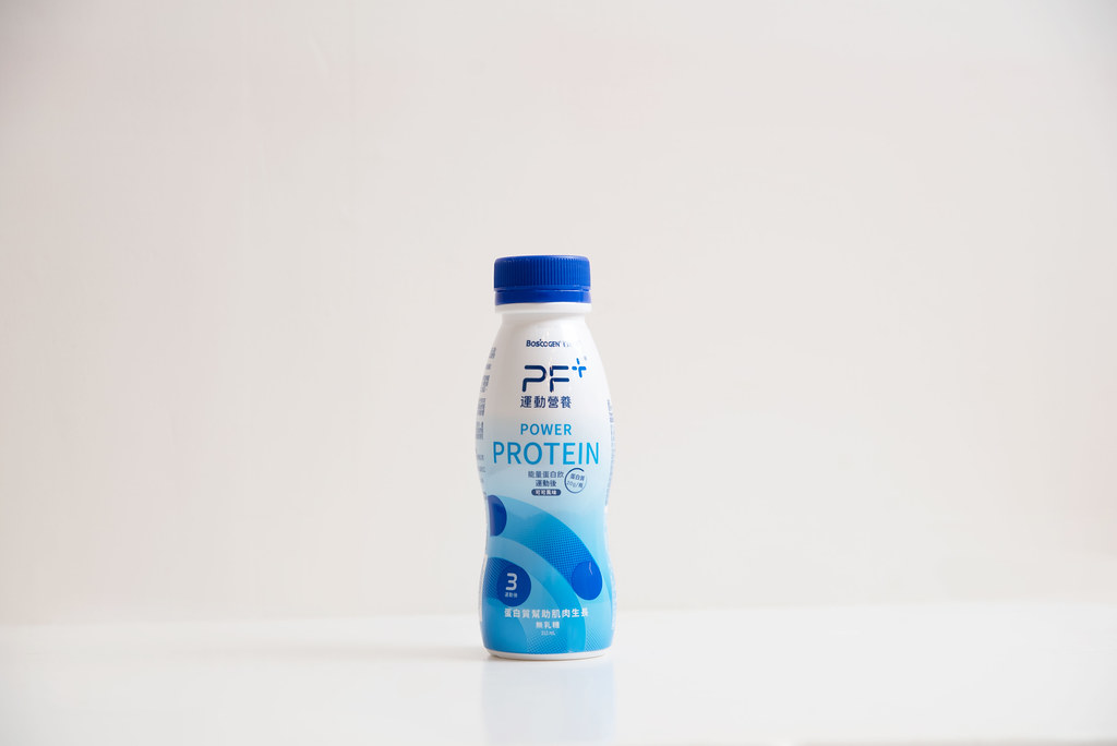 「百仕可PF+運動營養 能量蛋白飲 運動後」含有20克蛋白質及適量醣類的完美組合。
