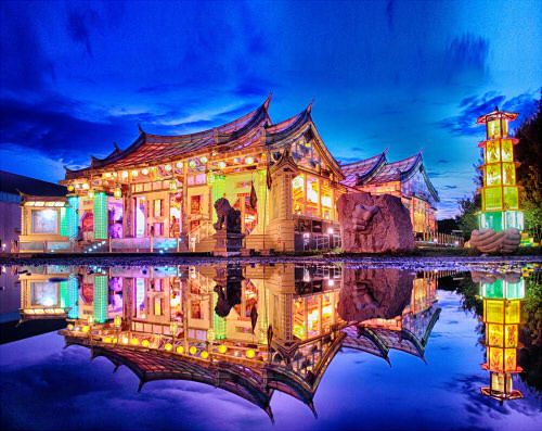 台灣護聖宮「全球唯一玻璃廟宇」