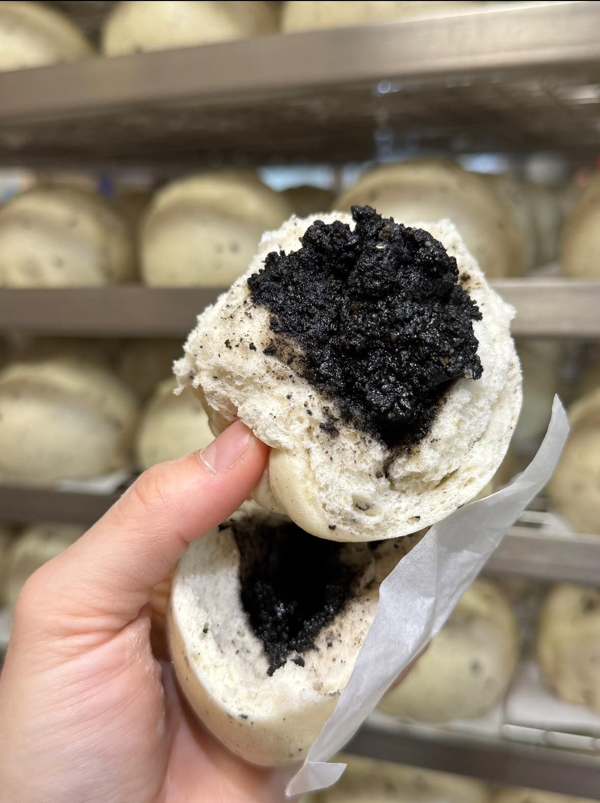 白沙屯拱天宮媽祖附近美食-白沙屯阿潔老麵饅頭