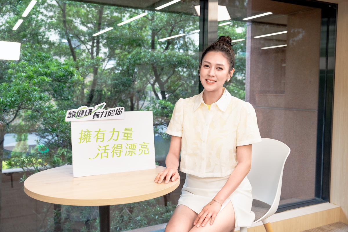 家庭是癌友最重要的支持來源，透過諮商能輔助患者與家庭情緒對話與支持，同時協助處理因經濟壓力產生的持續性焦慮與壓力，當家庭成員能意識到彼此、分享感受，就能從各自孤軍奮戰轉為相互支撐。譚所長認為，當疾病的治療走到完成階段，諮商也能協助病患在康復後「重建自我認同」，探索疾病帶來的轉折意義，找到生活的新意義和新方向。