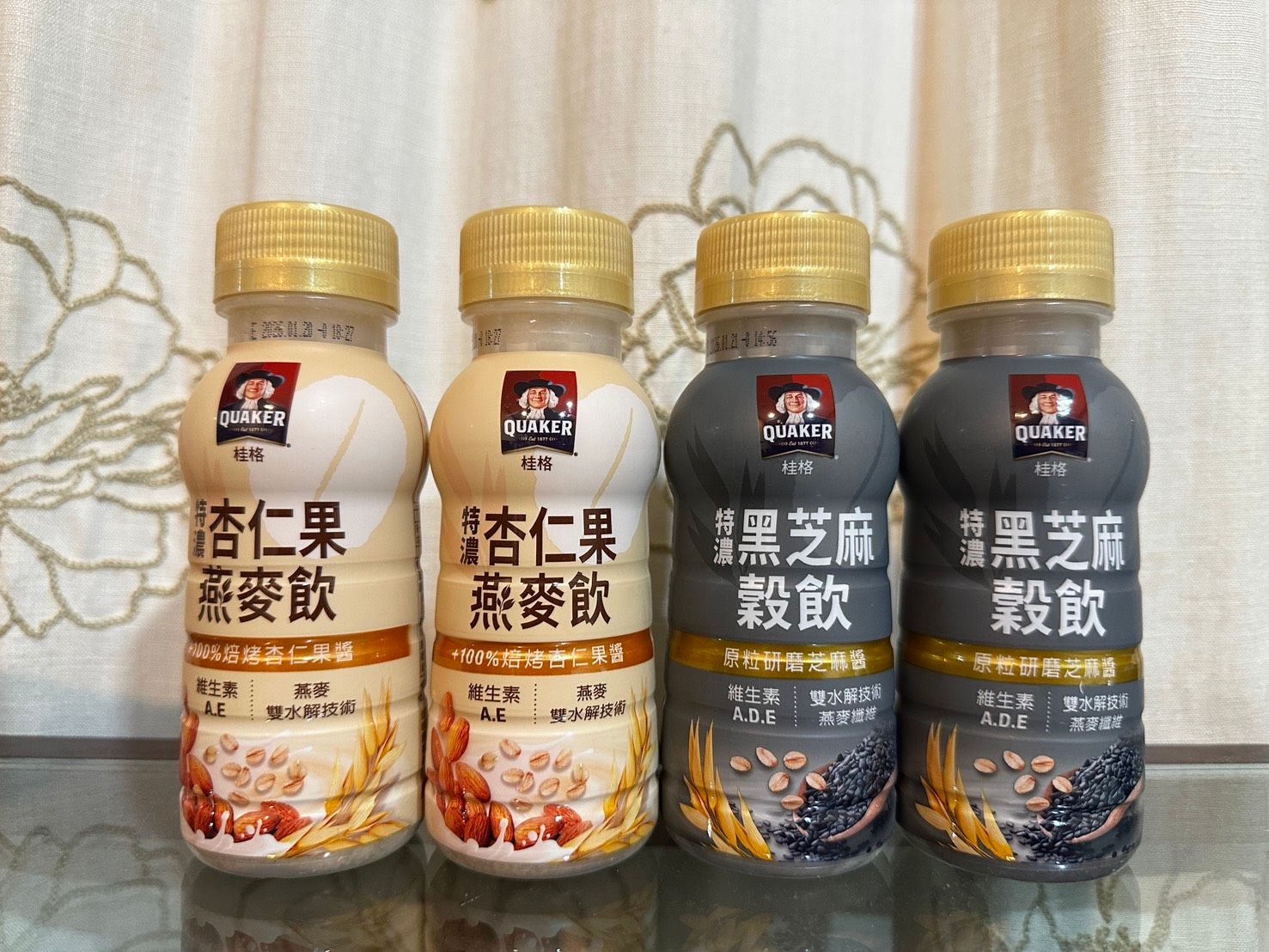 桂格特濃杏仁果燕麥飲+特濃黑芝麻穀飲