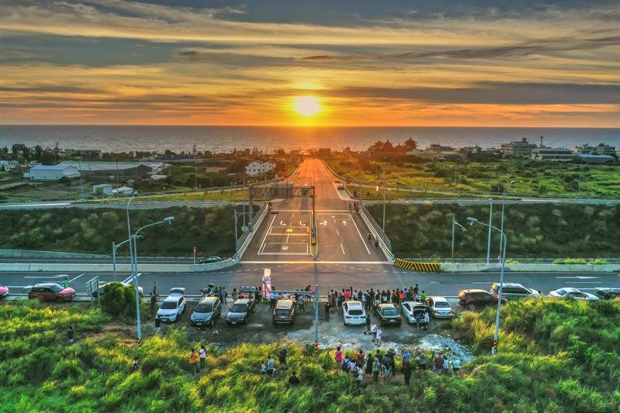 夕陽景點苗栗通霄日落大道