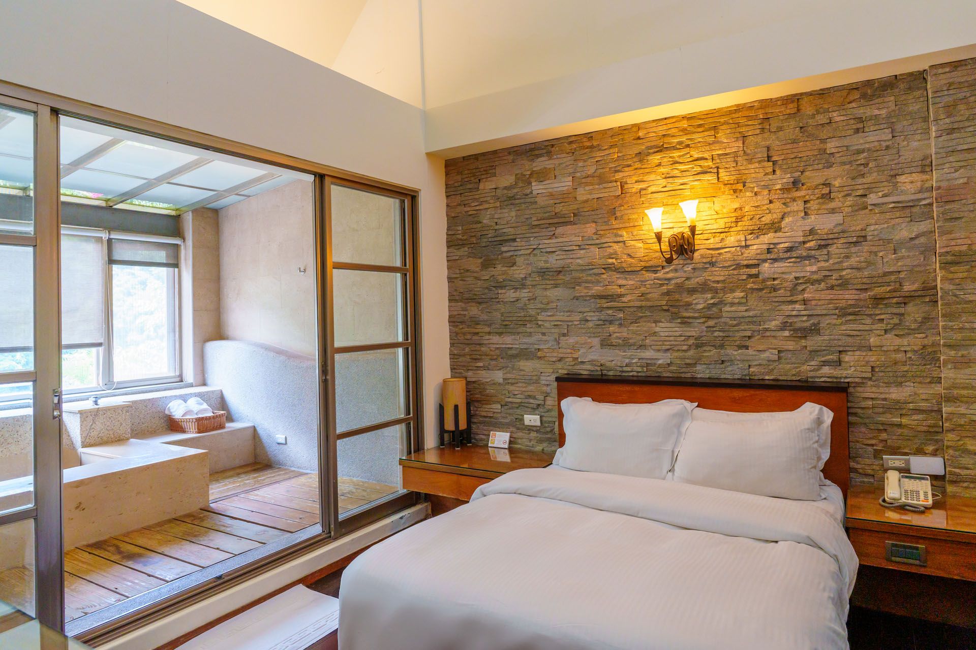 2026溫泉飯店推薦 新北 烏來Spring Spa溫泉山莊（堤畔溫泉民宿）